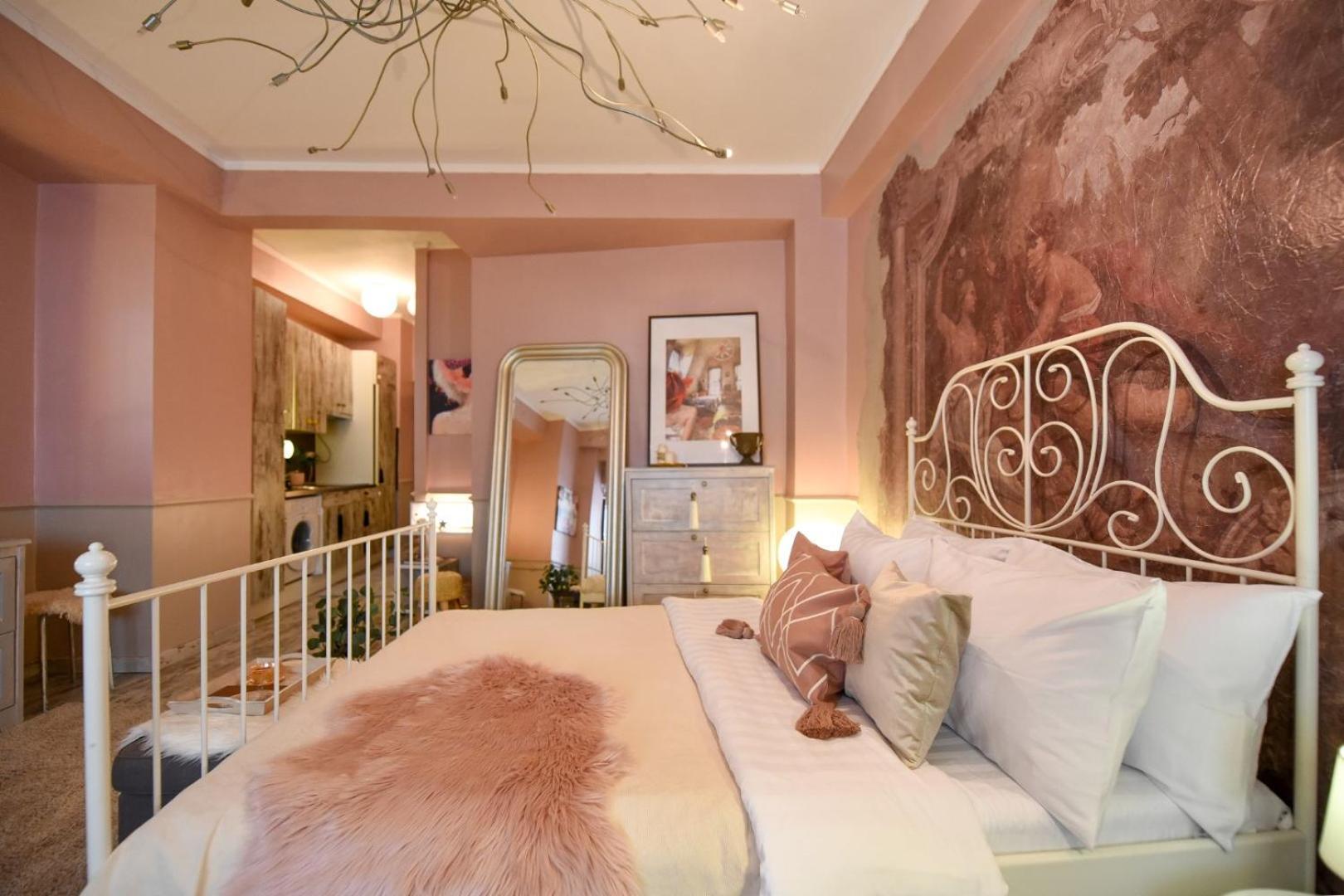 Magic Studio - A Central Fairytale Experience Bucharest Exterior photo